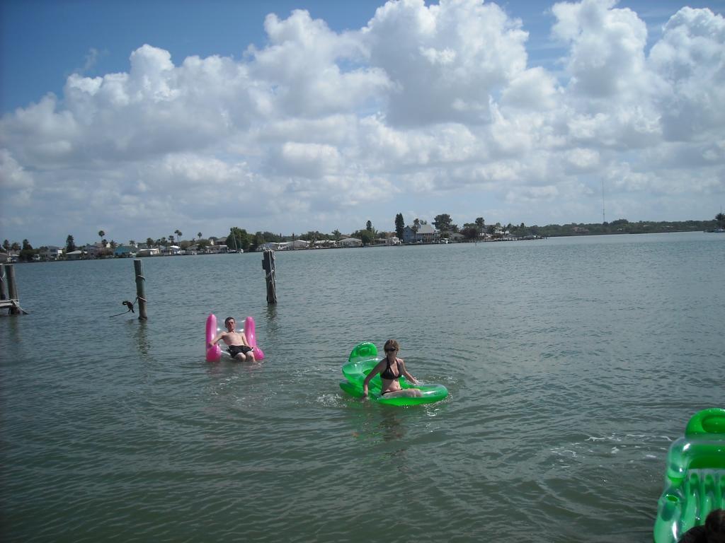 3000 Sq Ft Beach And Bay Condo St. Pete Beach Exterior foto